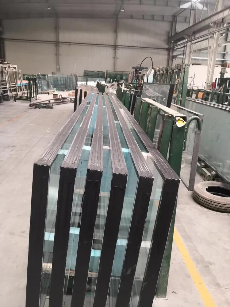 湖北武汉15毫米超白夹胶钢化玻璃2米-16米